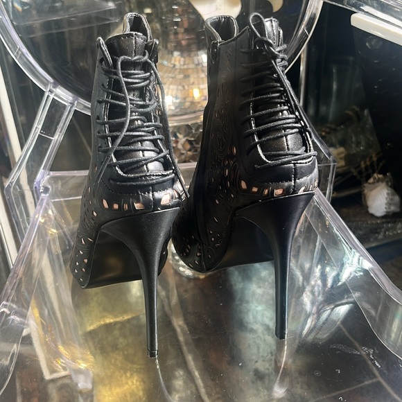 Steve Madden bootie - Picture 4 of 5